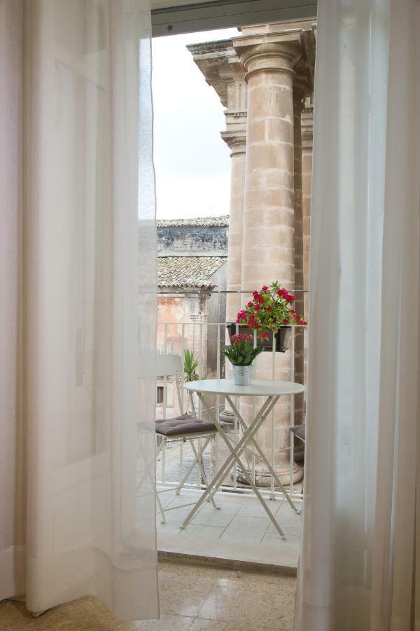 Tocco Barocco - Locazioni Brevi - Hotel Ragusa Luaran gambar