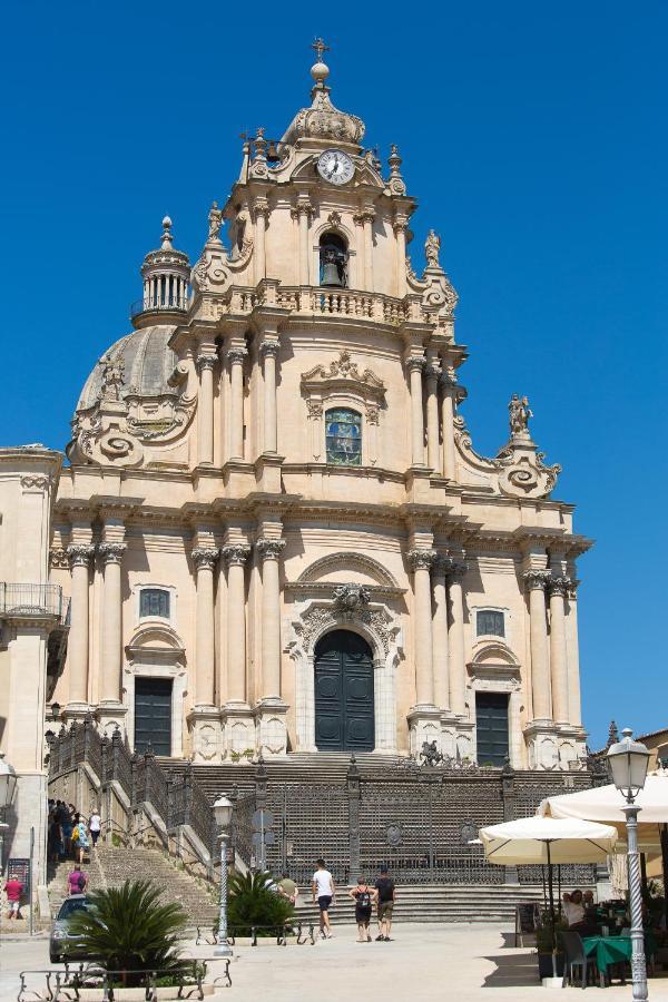Tocco Barocco - Locazioni Brevi - Hotel Ragusa Luaran gambar