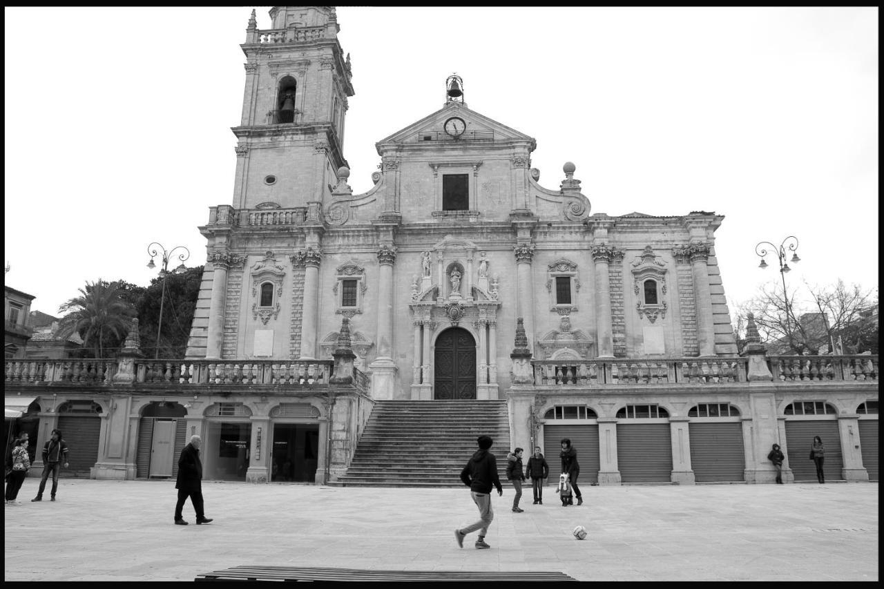 Tocco Barocco - Locazioni Brevi - Hotel Ragusa Luaran gambar